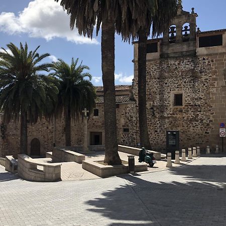 3 De Damas Apartment Caceres Exterior photo